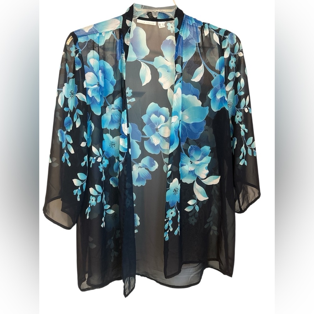 SUSAN GRAVER Floral Chiffon Kimono Top